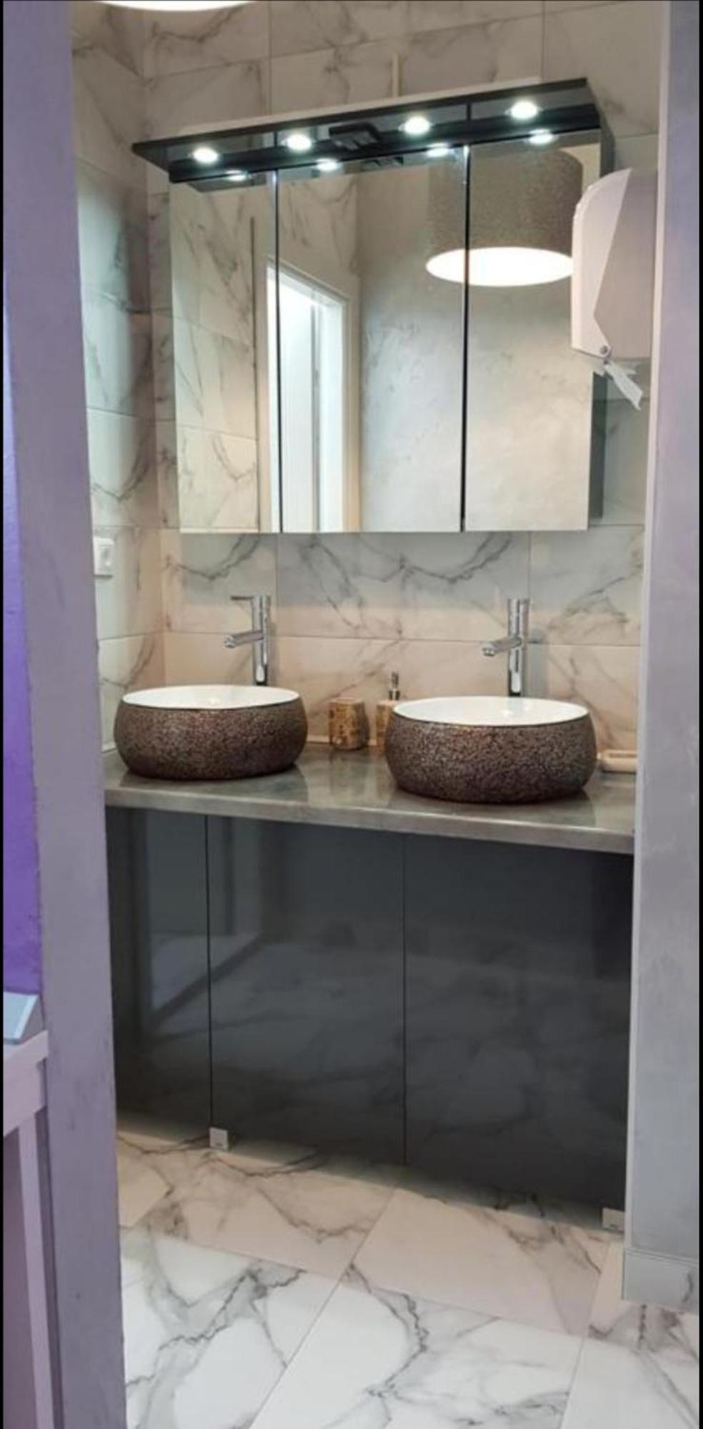 Lux Apartments With Pool Dex Zemun Polje エクステリア 写真
