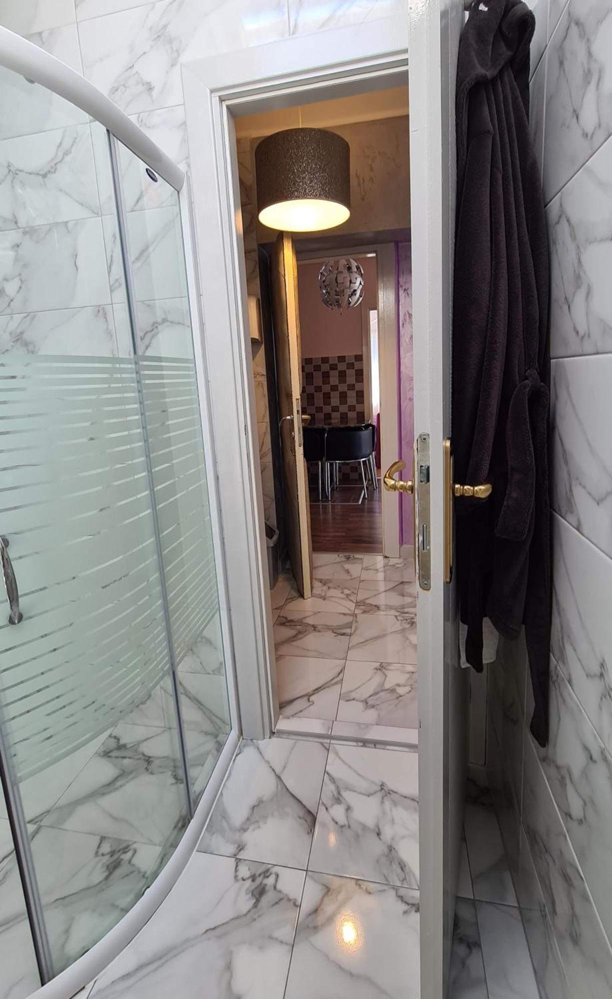 Lux Apartments With Pool Dex Zemun Polje エクステリア 写真